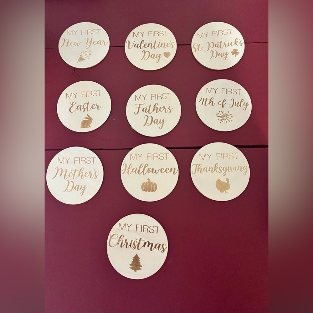 Holiday Milestone Wooden Discs